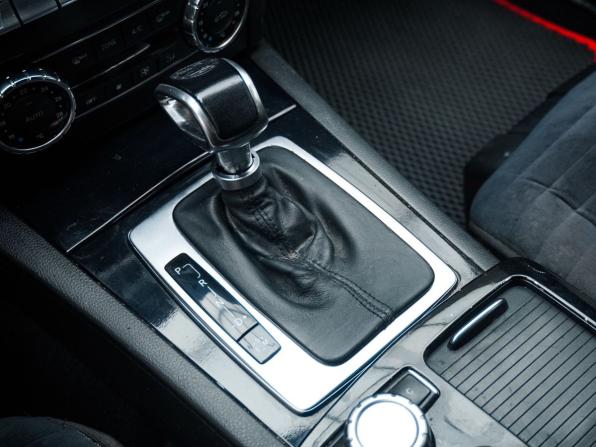 Mercedes-Benz C-Класс III (W204) Рестайлинг с пробегом 2012 года, цена 1 149 000 рублей, 263543 км, седан, Автокод Объявления