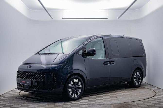 Hyundai Staria I с пробегом 2022 года, цена 4 754 466 рублей, 99000 км, минивэн, Автокод Объявления