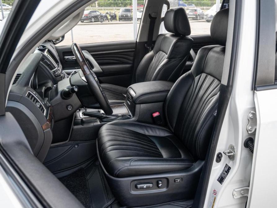 Toyota Land Cruiser 200 Series Рестайлинг 1 Краснодар  - изображение 11