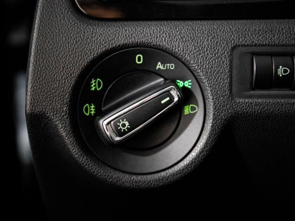 Skoda Rapid I Рестайлинг с пробегом 2018 года, цена 1 250 000 рублей, 105000 км, лифтбек, Автокод Объявления