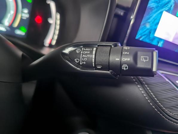 Haval Jolion I с пробегом 2023 года, цена 2 010 000 рублей, 63560 км, внедорожник, Автокод Объявления