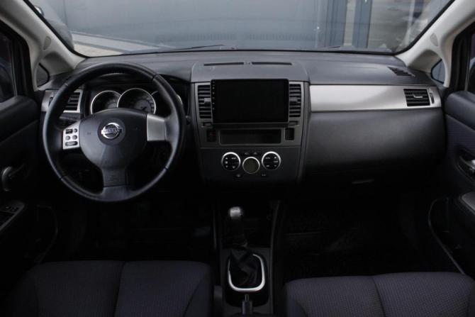 Nissan Tiida I с пробегом 2007 года, цена 595 000 рублей, 228292 км, хэтчбек, Автокод Объявления