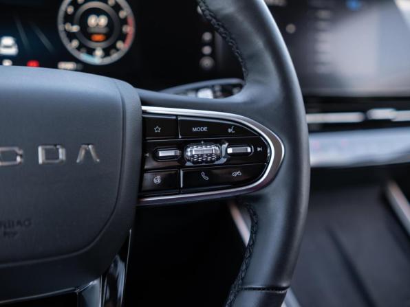 Omoda C5 I с пробегом 2023 года, цена 1 829 000 рублей, 37351 км, внедорожник, Автокод Объявления
