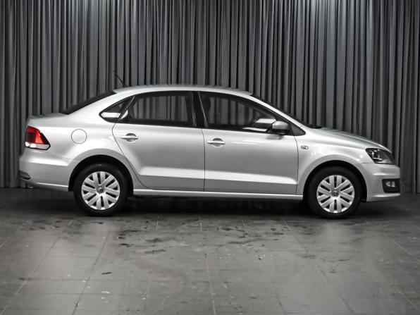 Volkswagen Polo V Рестайлинг с пробегом 2016 года, цена 1 199 000 рублей, 158530 км, седан, Автокод Объявления