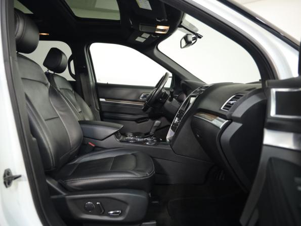 Ford Explorer V Рестайлинг с пробегом 2017 года, цена 2 749 000 рублей, 149481 км, внедорожник, Автокод Объявления