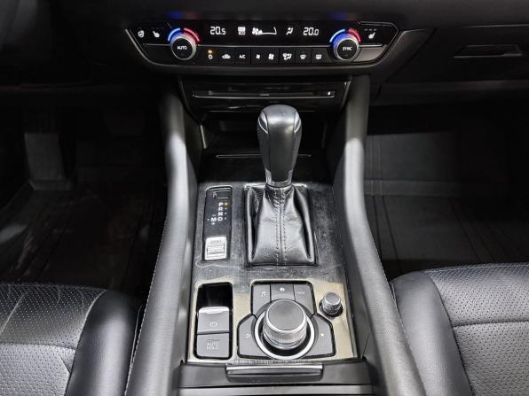 Mazda 6 III (GJ) Рестайлинг 2 с пробегом 2020 года, цена 2 260 000 рублей, 114464 км, седан, Автокод Объявления
