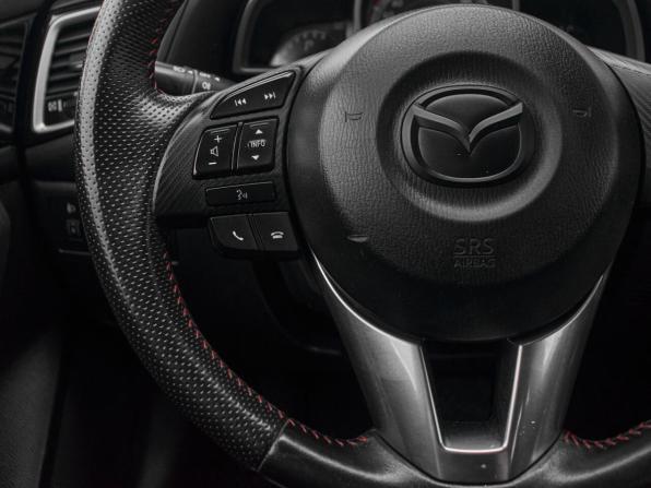 Mazda 3 III (BM) с пробегом 2014 года, цена 1 070 000 рублей, 189199 км, хэтчбек, Автокод Объявления