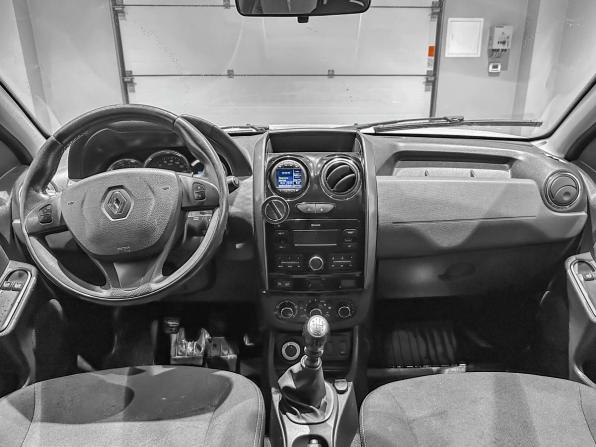 Renault Duster I Рестайлинг с пробегом 2017 года, цена 1 076 685 рублей, 164148 км, внедорожник, Автокод Объявления