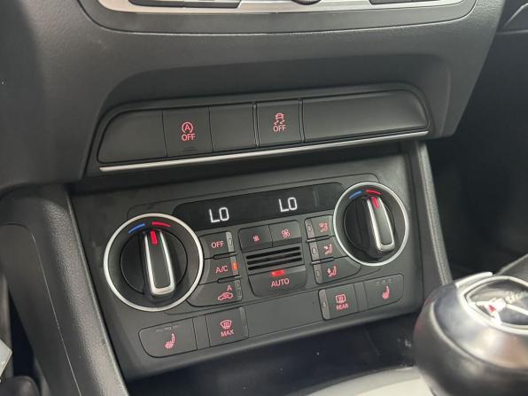Audi Q3 I (8U) Рестайлинг с пробегом 2015 года, цена 1 860 000 рублей, 176895 км, внедорожник, Автокод Объявления