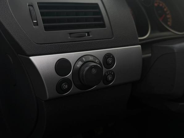Opel Astra H Рестайлинг с пробегом 2012 года, цена 549 000 рублей, 172933 км, хэтчбек, Автокод Объявления
