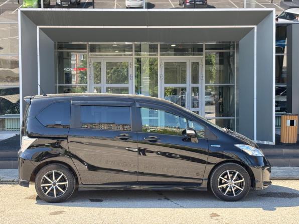 Honda Freed I Рестайлинг с пробегом 2014 года, цена 1 120 000 рублей, 123177 км, компактвэн, Автокод Объявления
