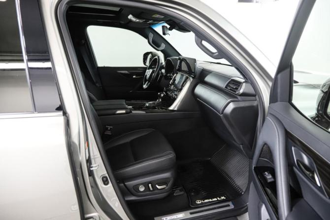 Lexus LX IV с пробегом 2023 года, цена 15 300 000 рублей, 37182 км, внедорожник, Автокод Объявления