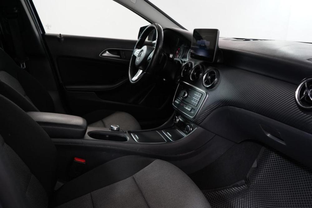 Mercedes-Benz GLA I (X156) Рестайлинг Москва  - изображение 9
