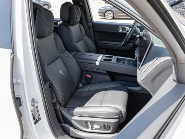 Li Auto (Lixiang) L6 с пробегом 2024 года, цена 5 290 000 рублей, 52500 км, внедорожник, Автокод Объявления