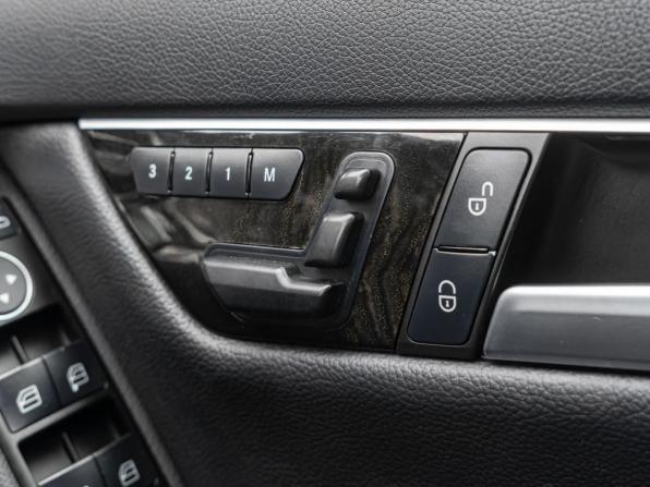 Mercedes-Benz C-Класс III (W204) Рестайлинг с пробегом 2012 года, цена 1 549 000 рублей, 68008 км, седан, Автокод Объявления