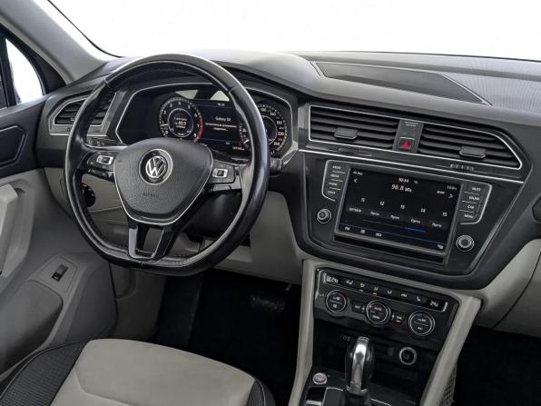 Volkswagen Tiguan II с пробегом 2017 года, цена 2 400 000 рублей, 137141 км, внедорожник, Автокод Объявления