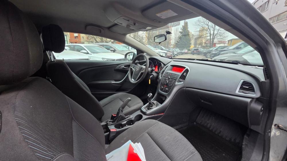 Opel Astra J Рестайлинг Санкт-Петербург  - изображение 6