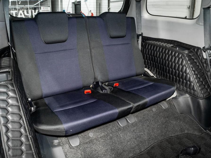 Toyota Wish II Рестайлинг Чита  - изображение 5
