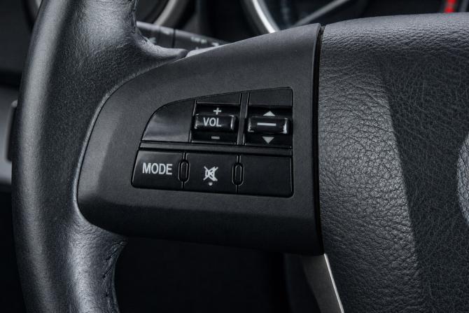 Mazda 3 II (BL) Рестайлинг с пробегом 2012 года, цена 1 099 000 рублей, 145000 км, седан, Автокод Объявления
