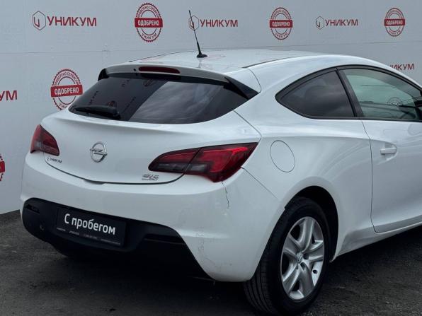 Opel Astra J Рестайлинг с пробегом 2013 года, цена 549 000 рублей, 306999 км, хэтчбек, Автокод Объявления