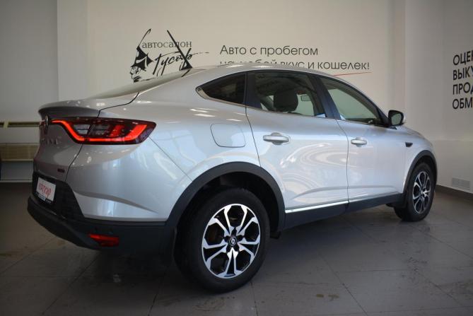 Renault Arkana I с пробегом 2021 года, цена 1 899 000 рублей, 22000 км, внедорожник, Автокод Объявления