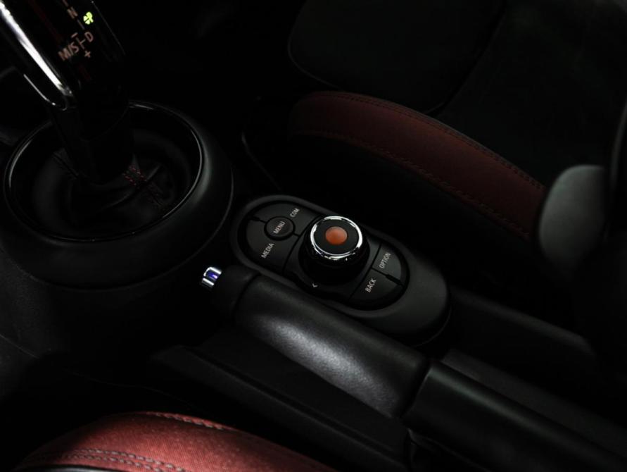 Mini Hatch III (F55/F56) Рестайлинг Санкт-Петербург  - изображение 18