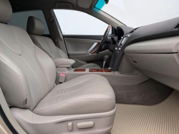 Toyota Camry VI (XV40) Рестайлинг с пробегом 2010 года, цена 1 130 000 рублей, 367310 км, седан, Автокод Объявления