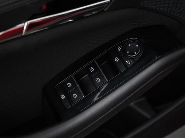 Mazda 3 IV (BP) с пробегом 2019 года, цена 2 277 077 рублей, 24750 км, хэтчбек, Автокод Объявления