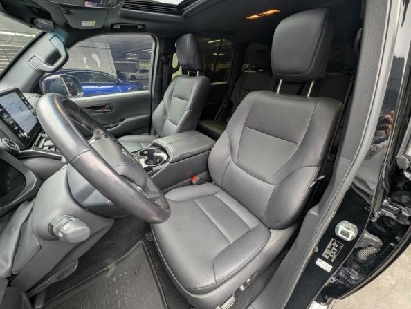 Toyota Land Cruiser 300 Series с пробегом 2022 года, цена 9 247 000 рублей, 50269 км, внедорожник, Автокод Объявления