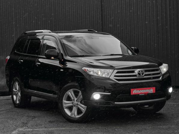Toyota Highlander II (XU40) Рестайлинг с пробегом 2013 года, цена 1 990 000 рублей, 248374 км, внедорожник, Автокод Объявления
