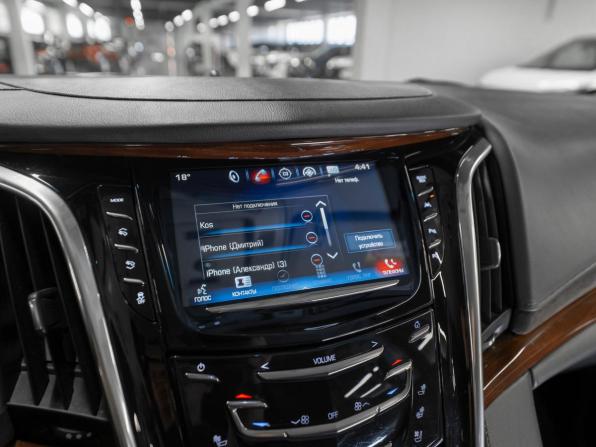 Cadillac Escalade IV с пробегом 2019 года, цена 4 750 000 рублей, 165232 км, внедорожник, Автокод Объявления