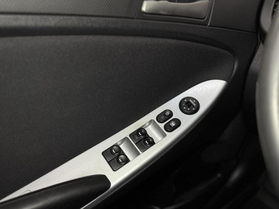 Hyundai Solaris I Рестайлинг Нижний Новгород  - изображение 13