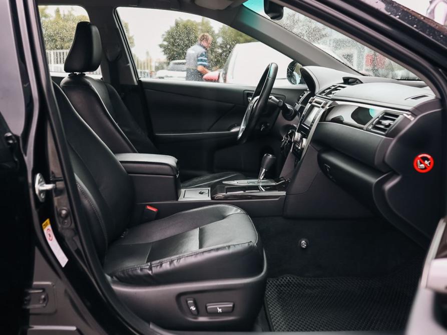 Toyota Camry VII (XV50) Новосибирск  - изображение 19
