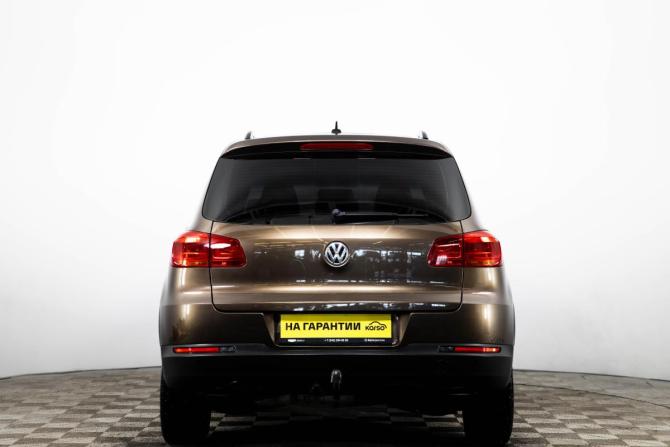 Volkswagen Tiguan I Рестайлинг с пробегом 2015 года, цена 1 599 000 рублей, 198333 км, внедорожник, Автокод Объявления