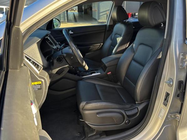 Hyundai Tucson III с пробегом 2016 года, цена 2 179 000 рублей, 121909 км, внедорожник, Автокод Объявления