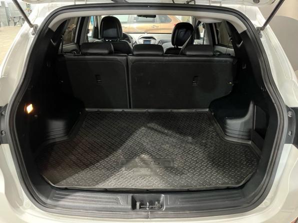 Hyundai ix35 I Рестайлинг с пробегом 2013 года, цена 1 390 000 рублей, 111311 км, внедорожник, Автокод Объявления