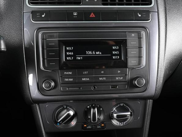 Volkswagen Polo V Рестайлинг с пробегом 2020 года, цена 1 165 000 рублей, 169395 км, седан, Автокод Объявления