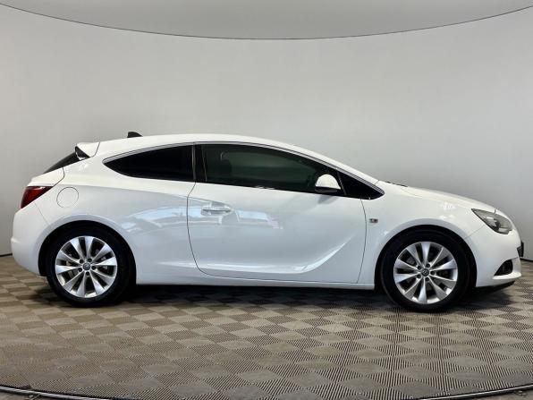 Opel Astra J Рестайлинг с пробегом 2012 года, цена 860 000 рублей, 177717 км, хэтчбек, Автокод Объявления