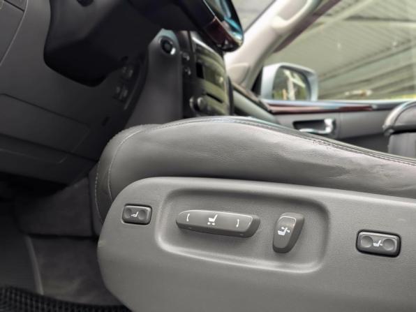 Lexus LX III с пробегом 2008 года, цена 2 599 000 рублей, 198000 км, внедорожник, Автокод Объявления