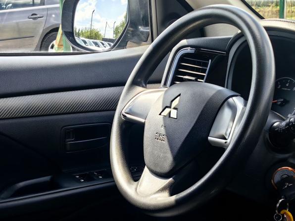 Mitsubishi Outlander III Рестайлинг 3 с пробегом 2018 года, цена 1 749 000 рублей, 129408 км, внедорожник, Автокод Объявления