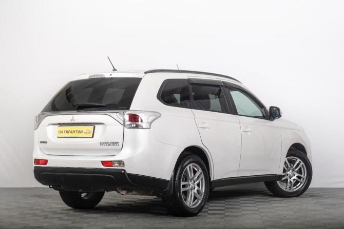 Mitsubishi Outlander III с пробегом 2013 года, цена 1 779 000 рублей, 182000 км, внедорожник, Автокод Объявления