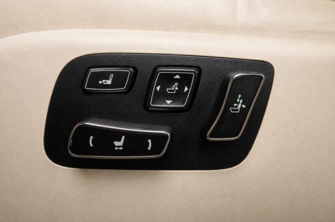 Lexus LS IV Рестайлинг 2 с пробегом 2013 года, цена 2 139 000 рублей, 348400 км, седан, Автокод Объявления