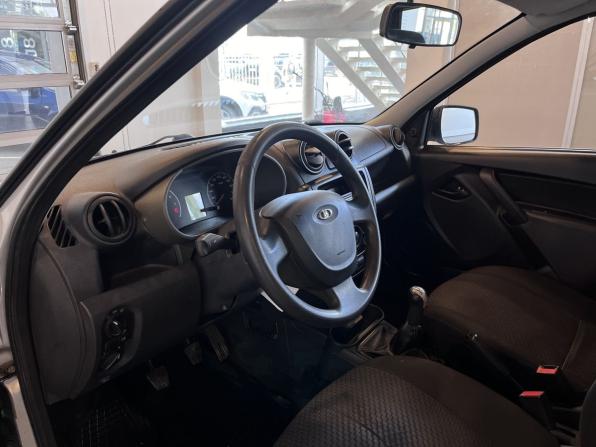 Lada (ВАЗ) Granta I с пробегом 2013 года, цена 380 000 рублей, 129350 км, седан, Автокод Объявления