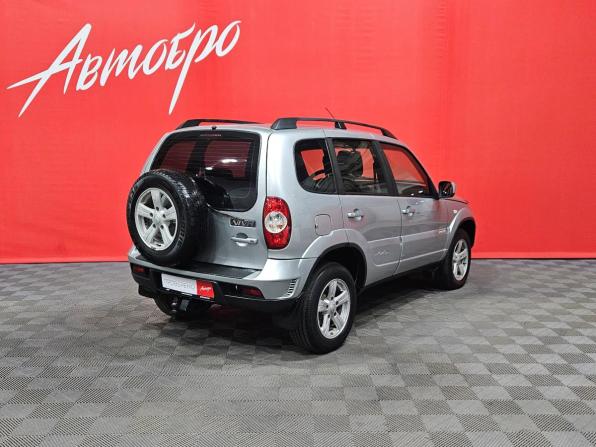 Chevrolet Niva I Рестайлинг с пробегом 2015 года, цена 679 000 рублей, 60805 км, внедорожник, Автокод Объявления