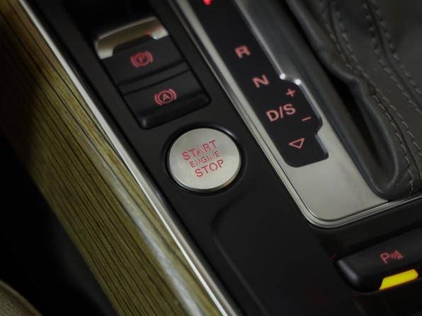 Audi Q5 I (8R) Рестайлинг с пробегом 2014 года, цена 2 099 000 рублей, 104950 км, внедорожник, Автокод Объявления