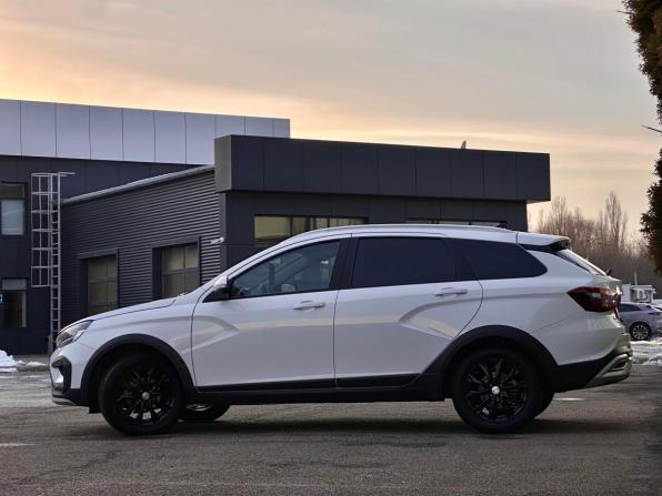 Lada (ВАЗ) Vesta I Рестайлинг (NG) с пробегом 2024 года, цена 1 514 000 рублей, 36000 км, универсал, Автокод Объявления