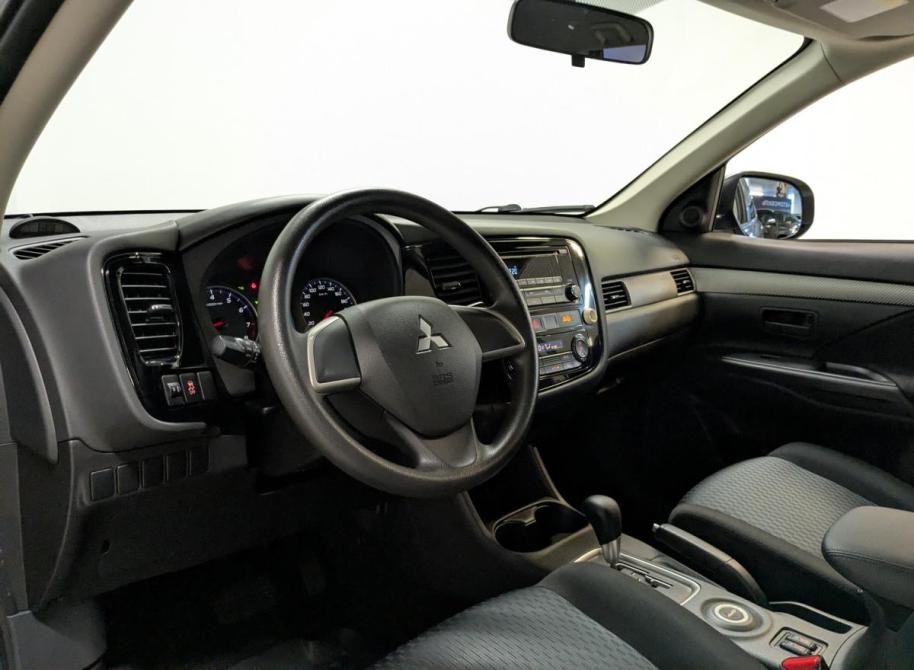 Mitsubishi Outlander III Санкт-Петербург  - изображение 16