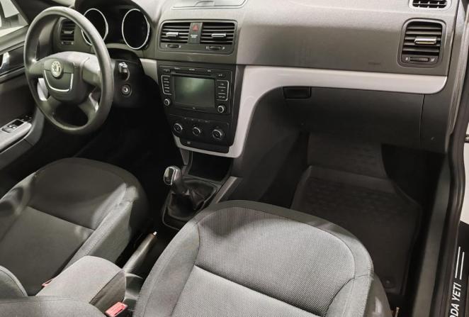 Skoda Yeti I с пробегом 2012 года, цена 700 000 рублей, 247110 км, внедорожник, Автокод Объявления
