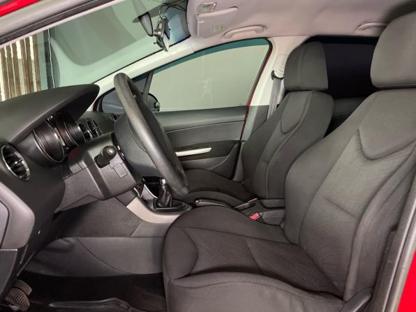 Peugeot 308 I с пробегом 2011 года, цена 660 000 рублей, 170673 км, хэтчбек, Автокод Объявления