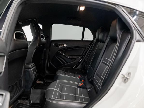Mercedes-Benz CLA I (C117 X117) с пробегом 2015 года, цена 1 555 000 рублей, 76452 км, универсал, Автокод Объявления